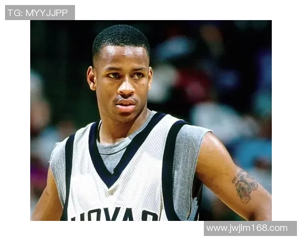 董路与世界足球巨星的亲密合影揭秘 球场背后的动人故事