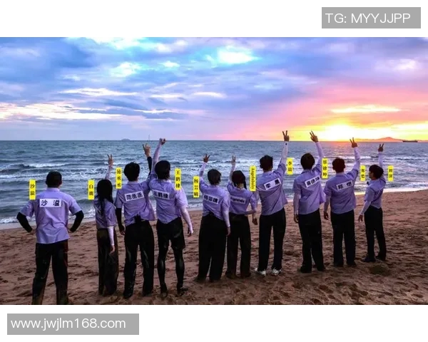 《跑男挑战赛迎来足球巨星跨界对决全员拼劲力与智慧》