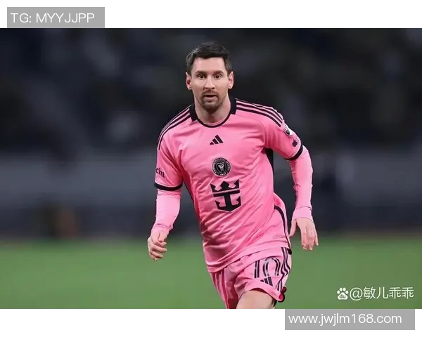 全球足球三大传奇巨星盘点 谁是足坛最强的三位球员 全球足球三大传奇巨星盘点 谁是足坛最强的三位球员